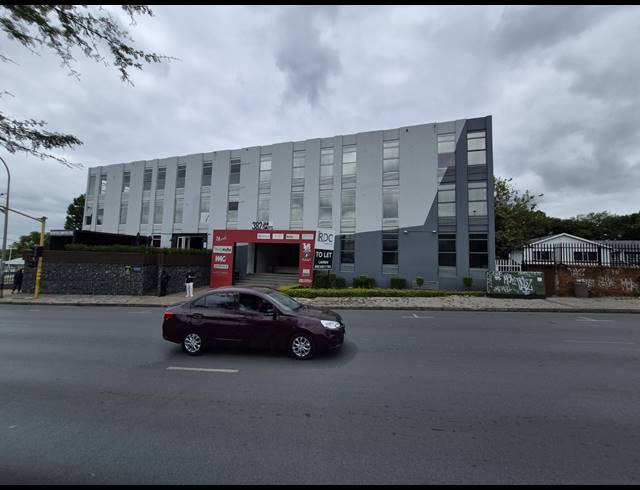 420M² OFFICE TO LET IN CRAIGHALL